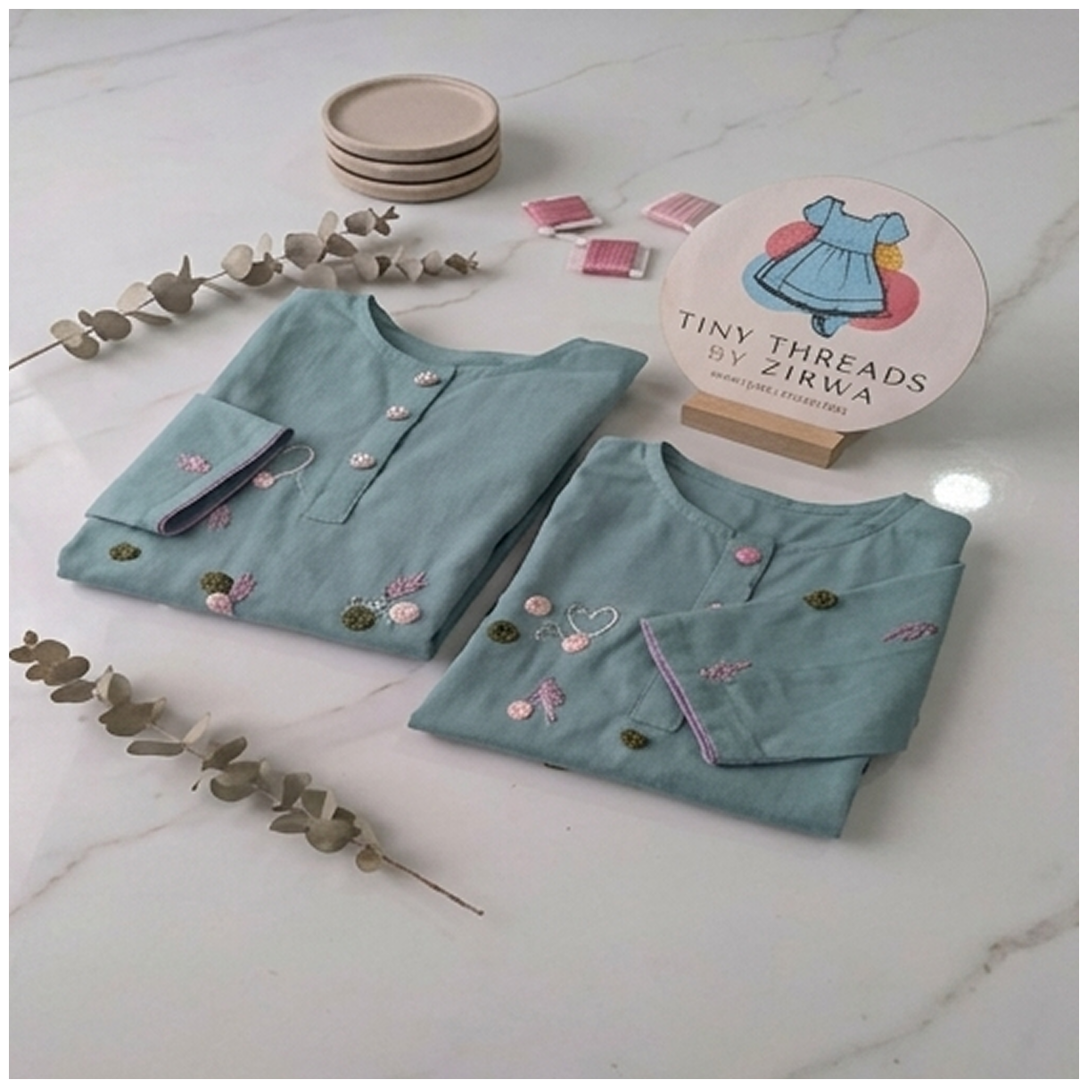 Heart flowers Hand Embroidery 2-Piece - Green